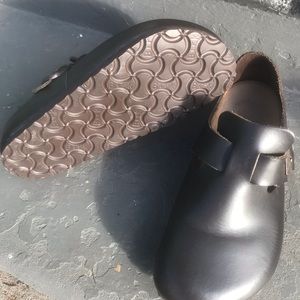 Brand New Brown London Birkenstocks